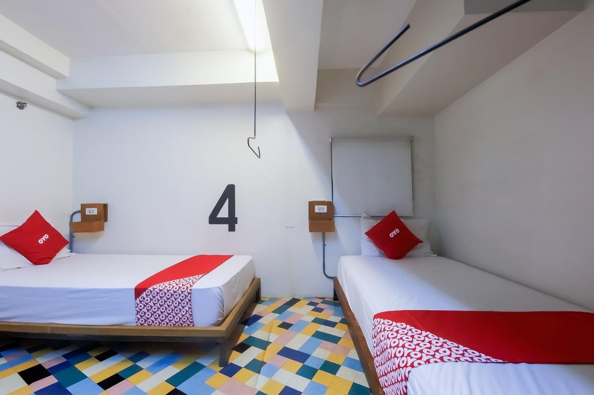 Spot On Junction Hostel 마카티 외부 사진