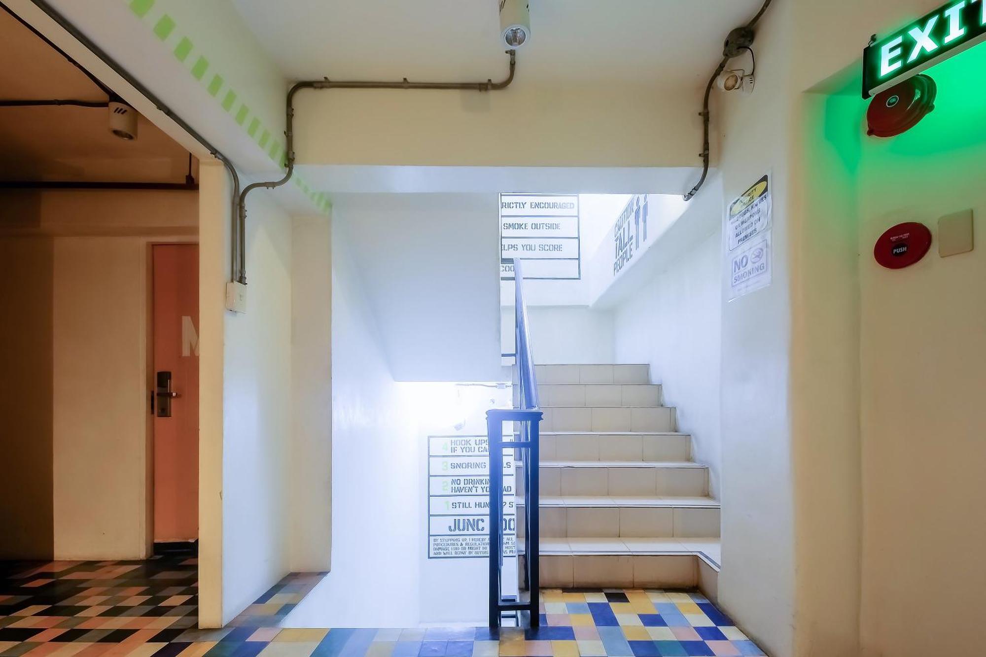 Spot On Junction Hostel 마카티 외부 사진