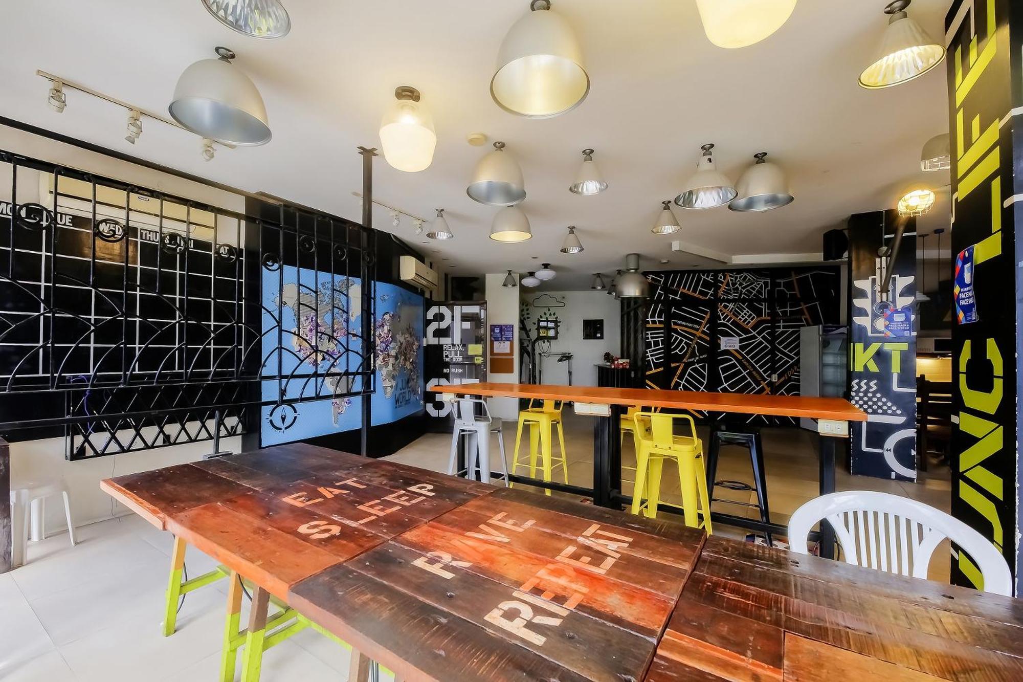 Spot On Junction Hostel 마카티 외부 사진