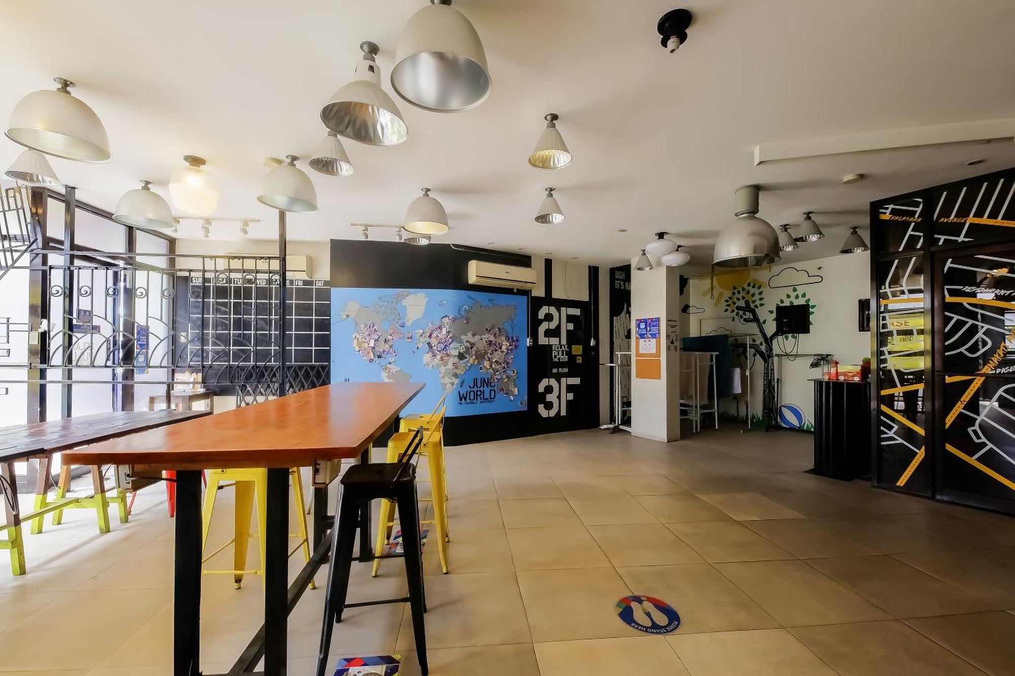 Spot On Junction Hostel 마카티 외부 사진