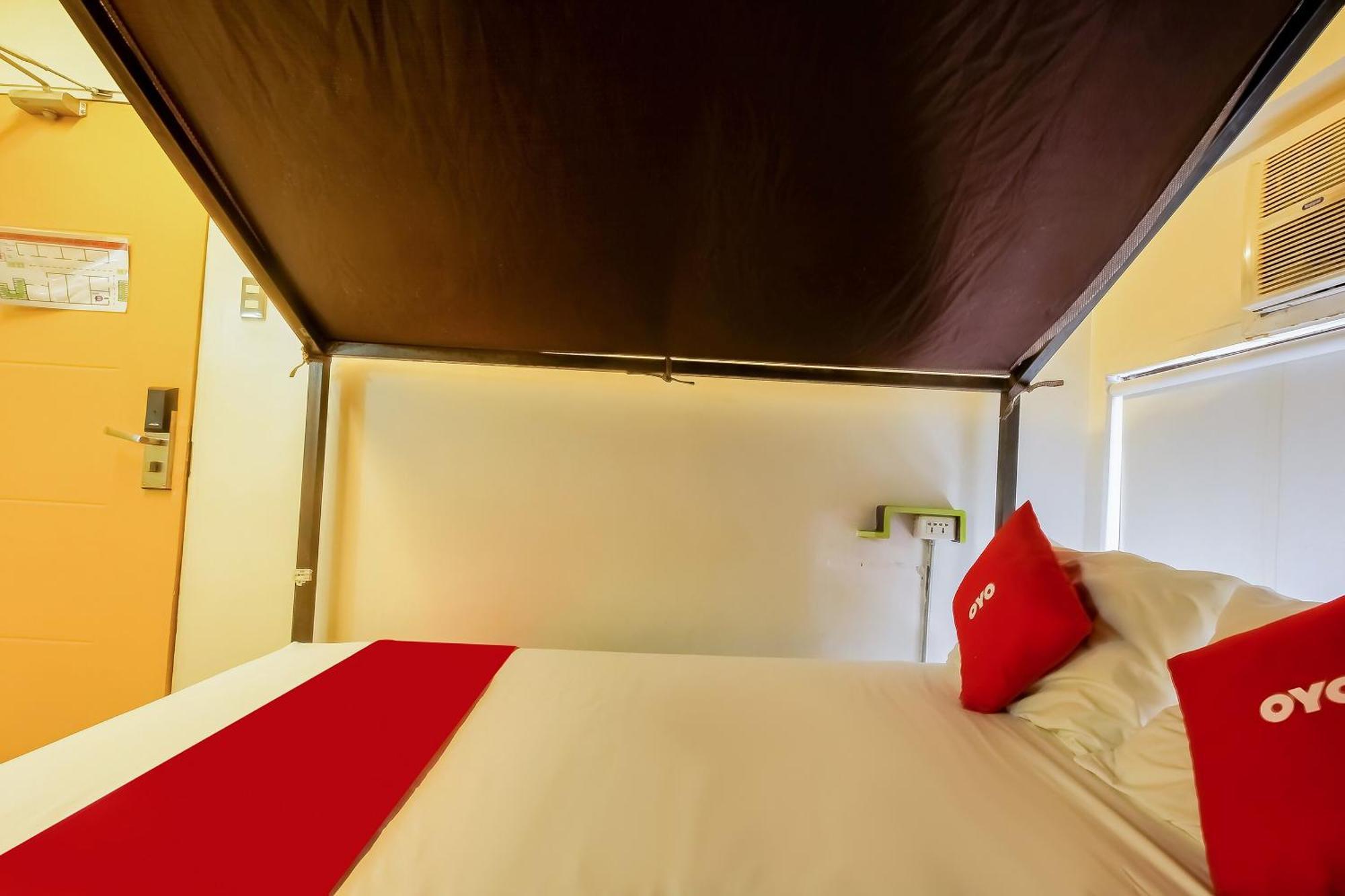 Spot On Junction Hostel 마카티 외부 사진
